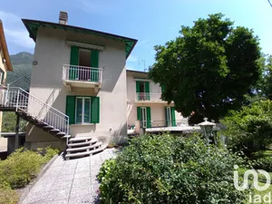 Appartamento in Laveno-Mombello