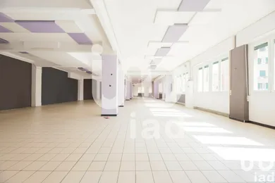 Shop/Premises commercial in Genova