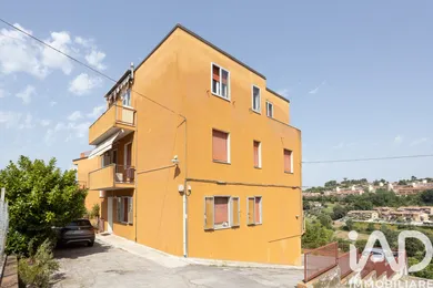 Appartamento in Agugliano