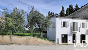 House in Montalto delle Marche