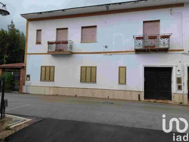 Townhouse in Camigliano