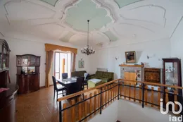 Appartamento 6 locali e più in Mondolfo