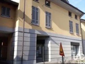 Shop/Premises commercial in Carnate