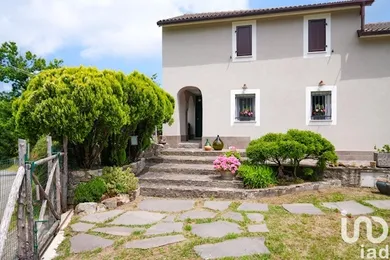 Townhouse in Maissana