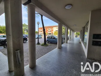 Shop/Premises commercial in Santa Maria di Sala