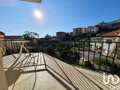 Apartment in Santo Stefano al Mare