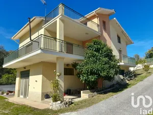 Townhouse in Pratola Peligna
