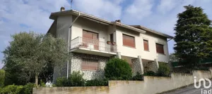 Townhouse in San Costanzo