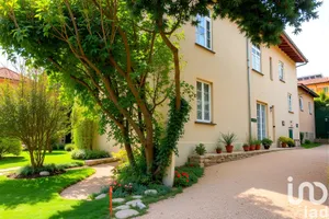 Edificio in Toscolano-Maderno