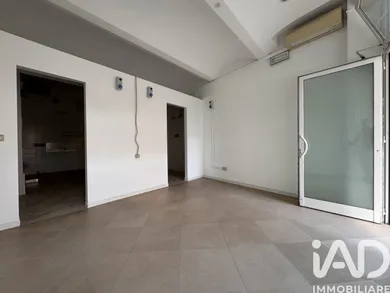 Shop/Premises commercial in Pesaro