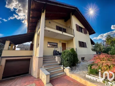 Townhouse in La Loggia