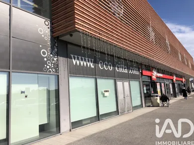 Negozio / locale commerciale in Potenza Picena