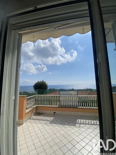 Appartamento in Varazze
