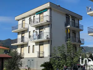 Apartment in Borghetto Santo Spirito