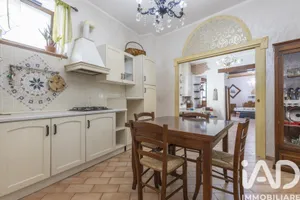 Appartamento in Apiro