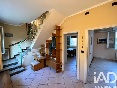 Villetta a schiera in Novi di Modena