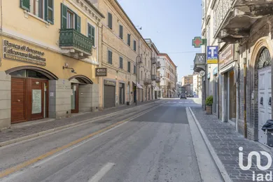 Negozio / locale commerciale in Chiaravalle