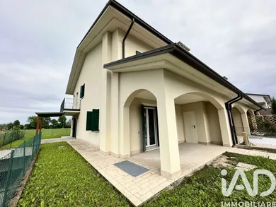 Casa / Villa indipendente in Quinto Vicentino
