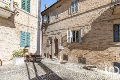 Casa di paese in Mogliano