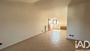 Appartamento 5 locali in San Nicola la Strada