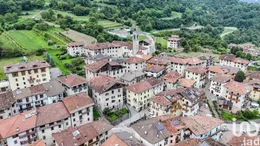Edificio in Cimego