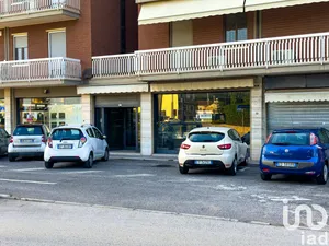 Shop/Premises commercial in Bastia Umbra
