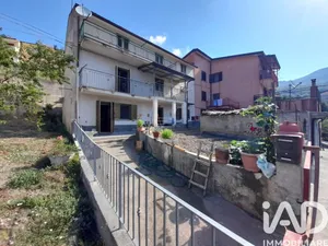 Casa/Villa in Longobardi