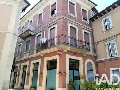Edificio in Fabriano