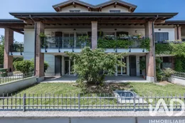 Appartamento 5 locali in Rodano