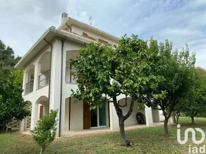 House in Acquaviva Picena