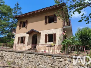Villetta a schiera in Sarnano
