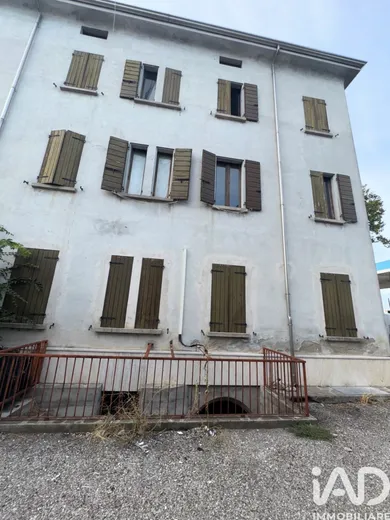 Edificio in Mantova