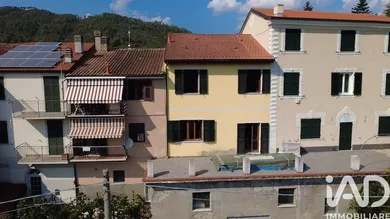 Villetta a schiera in Carro