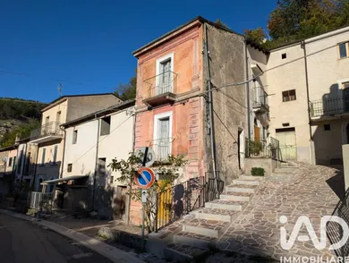 Villetta a schiera in Goriano Sicoli