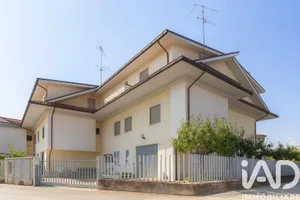 Traditional house in Mosciano Sant'Angelo