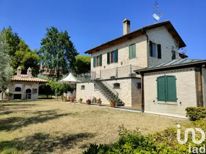 Villetta a schiera in Ascoli Piceno