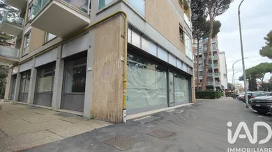 Negozio / locale commerciale in Roma