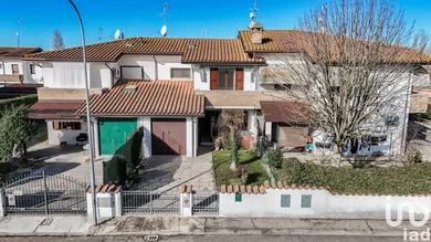Casa / Villa indipendente in Migliaro