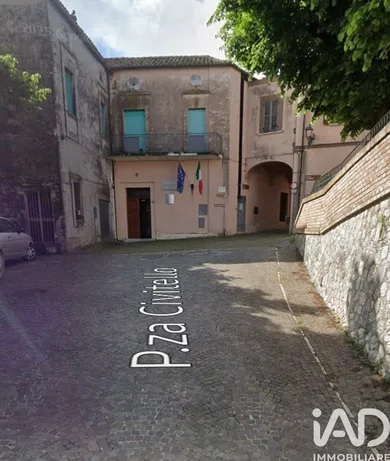 Negozio / locale commerciale in Notaresco