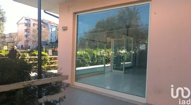 Shop/Premises commercial in Pescara