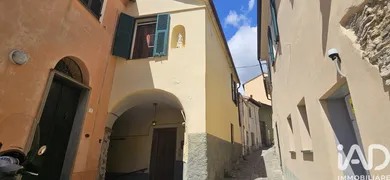 Village house in Arnasco