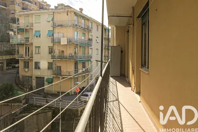 Appartamento 5 locali in Genova