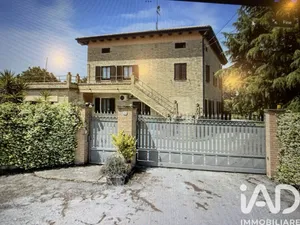 Chiatta / Casa galleggiante in Montecosaro