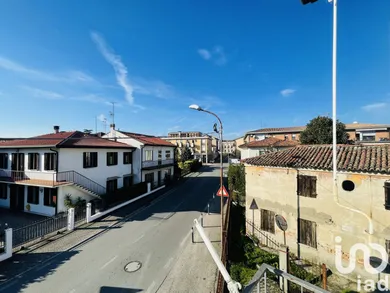 Negozio / locale commerciale in Stra