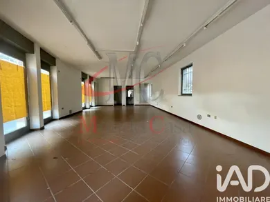 Shop/Premises commercial in Rovereto