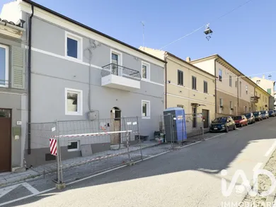 Appartamento in Montemarciano