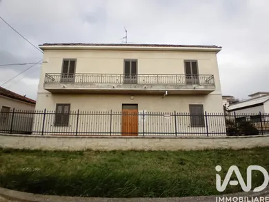 Casa/Villa in Alanno