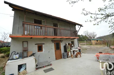 Villetta a schiera in Giusvalla