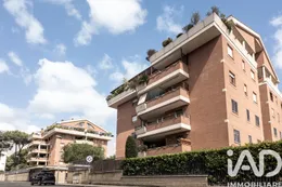 Appartamento 5 locali in Roma