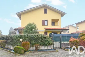 Traditional house in Mozzate